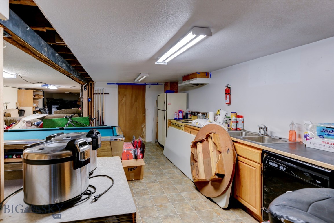 107 S Main Street Property Photo 39