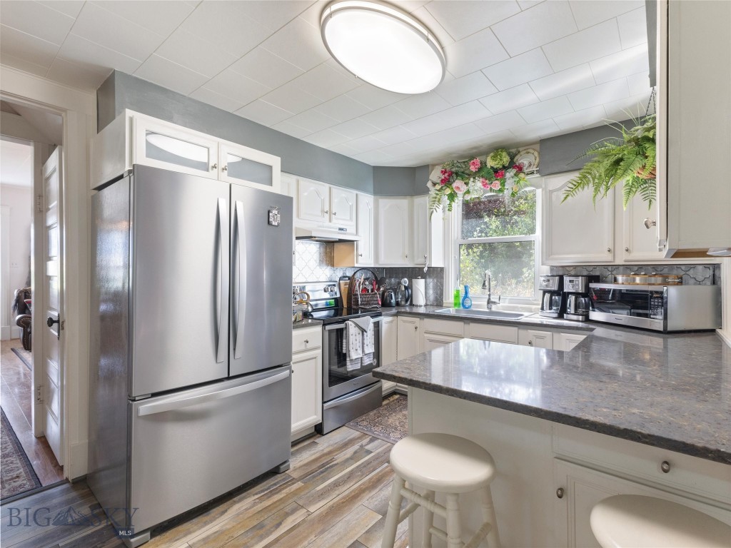 75 Jeffers Road Property Photo 8