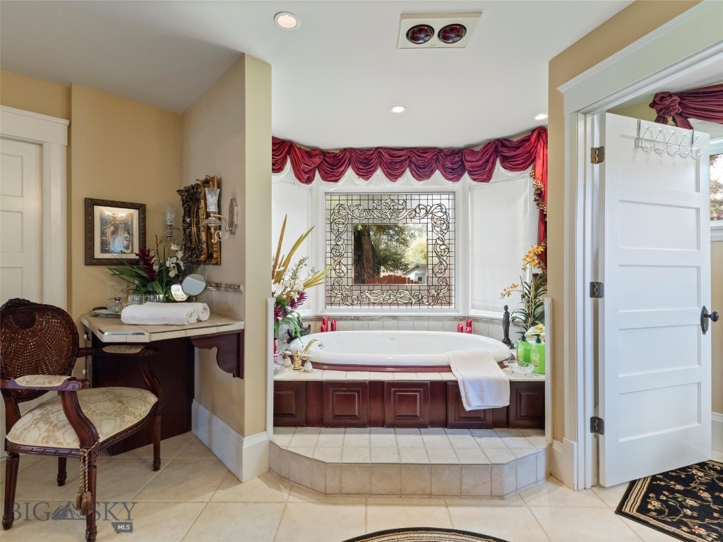 75 Jeffers Road Property Photo 11