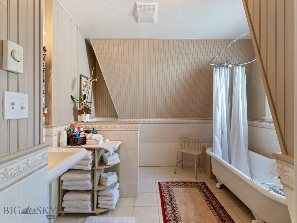 75 Jeffers Road Property Photo 17