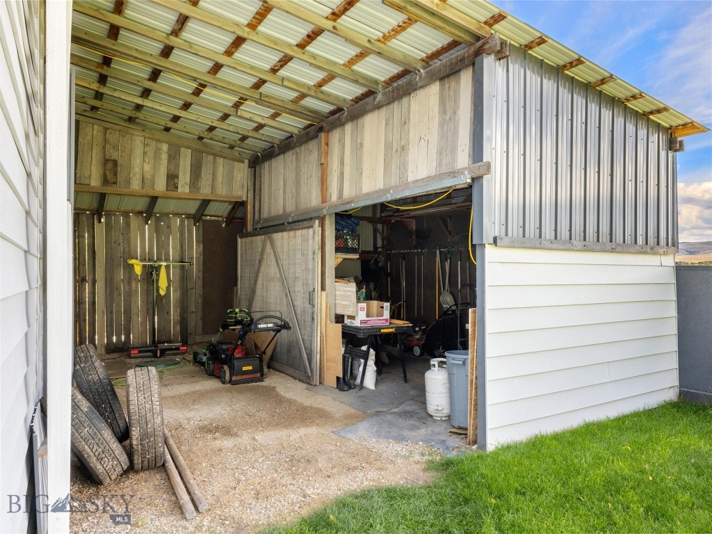 75 Jeffers Road Property Photo 46