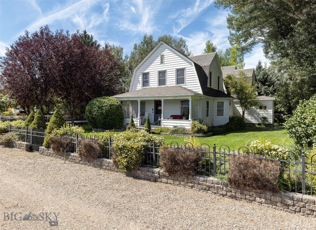 75 Jeffers Road Property Photo 1