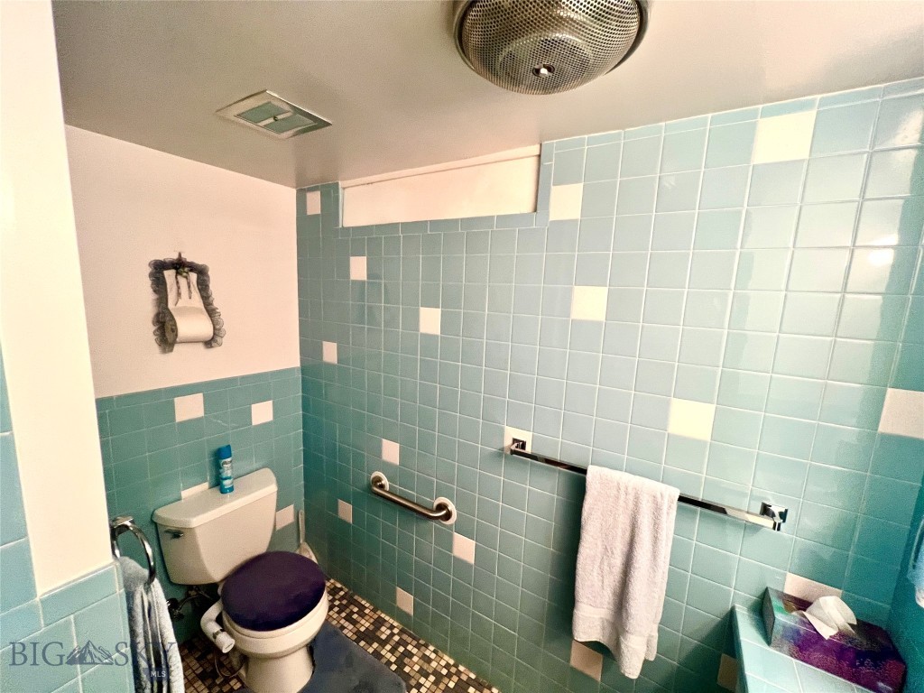 805 E Orr Street Property Photo 23
