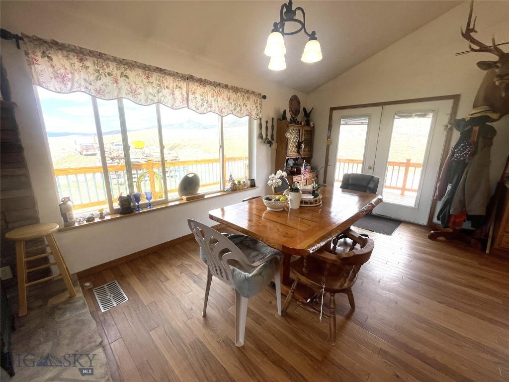 2900 Pioneer Mountain Scenic Byway Property Photo 14