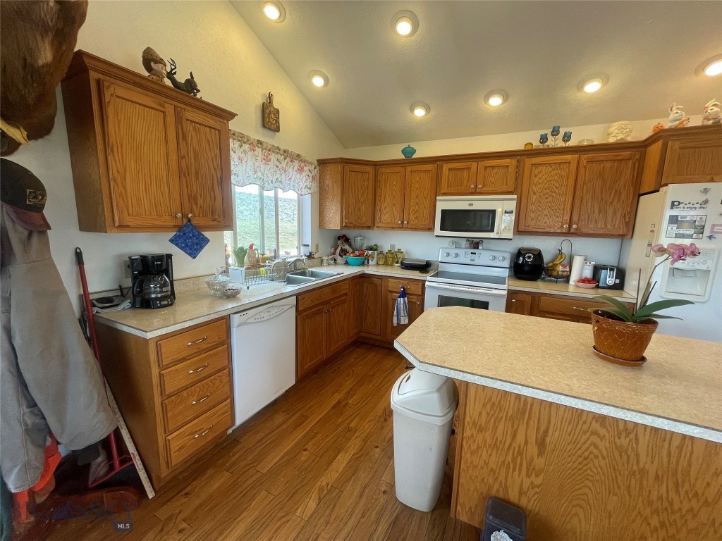 2900 Pioneer Mountain Scenic Byway Property Photo 17