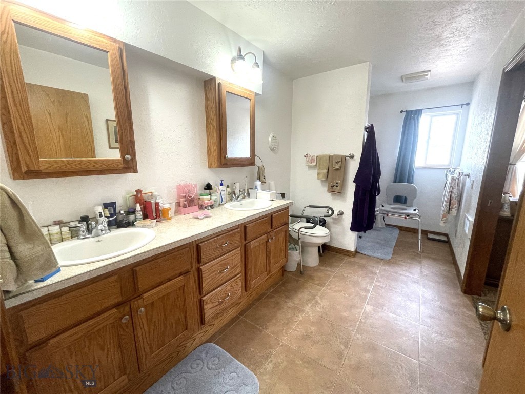 2900 Pioneer Mountain Scenic Byway Property Photo 27