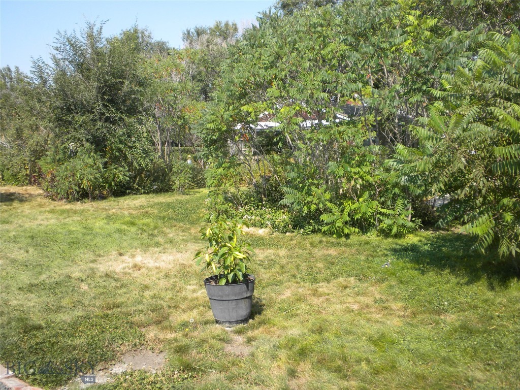 9 First Street E Property Photo 66