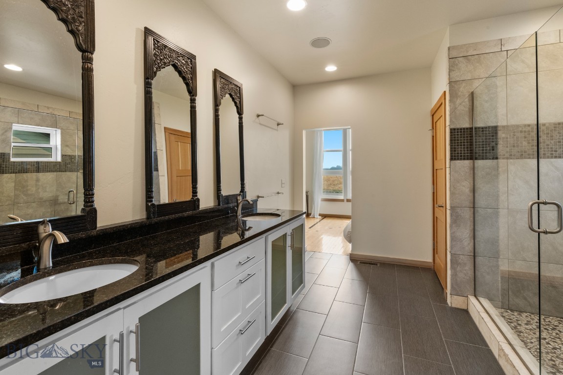 6061 Blackwood Road Property Photo 25