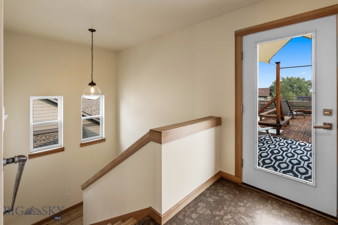 6061 Blackwood Road Property Photo 32