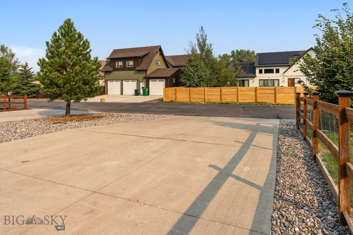 6061 Blackwood Road Property Photo 49