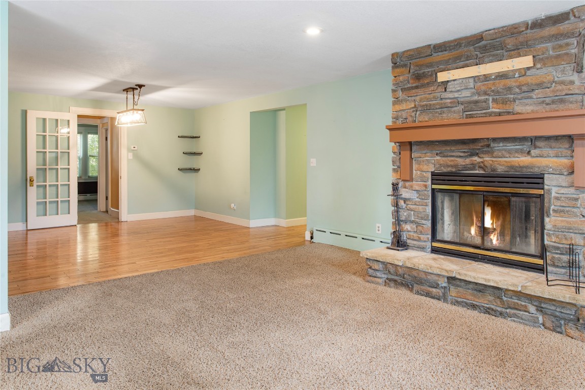2926 Elizabeth Warren Property Photo 11