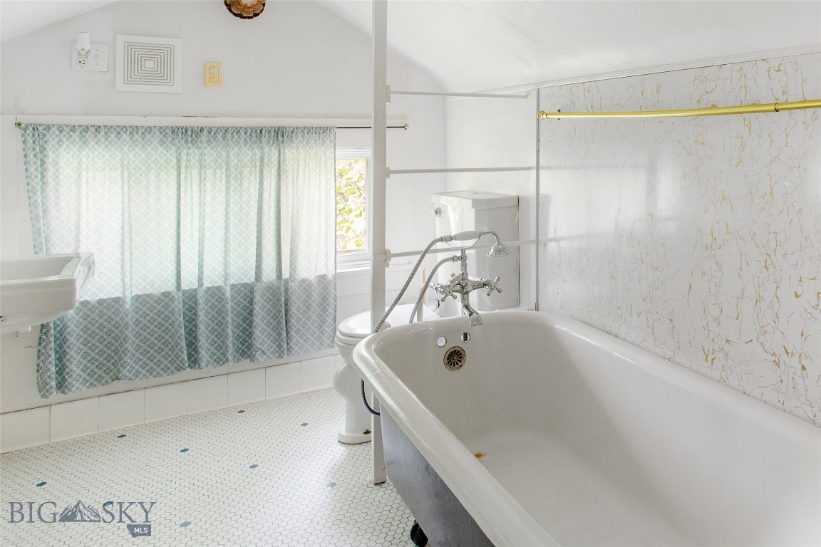 2926 Elizabeth Warren Property Photo 50