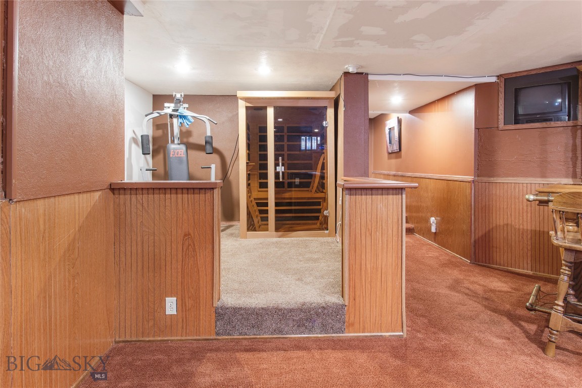 2926 Elizabeth Warren Property Photo 59