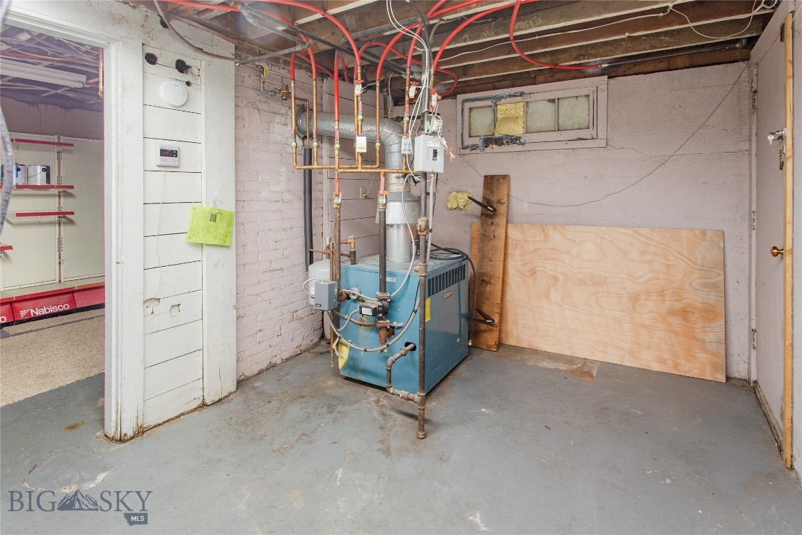 2926 Elizabeth Warren Property Photo 62