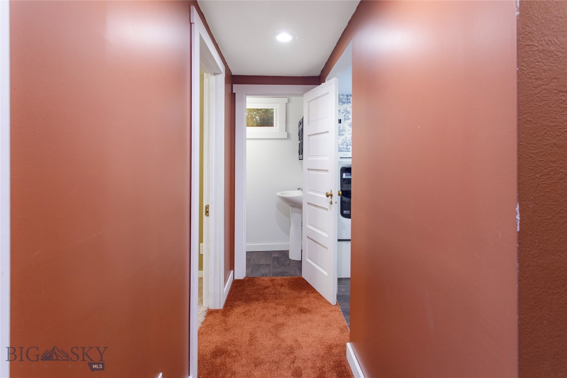 2926 Elizabeth Warren Property Photo 69
