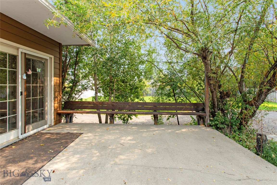 2926 Elizabeth Warren Property Photo 72