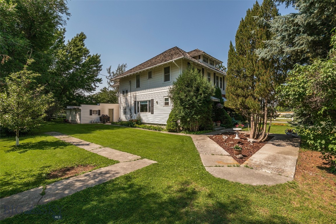 600 Parker Drive Property Photo 4