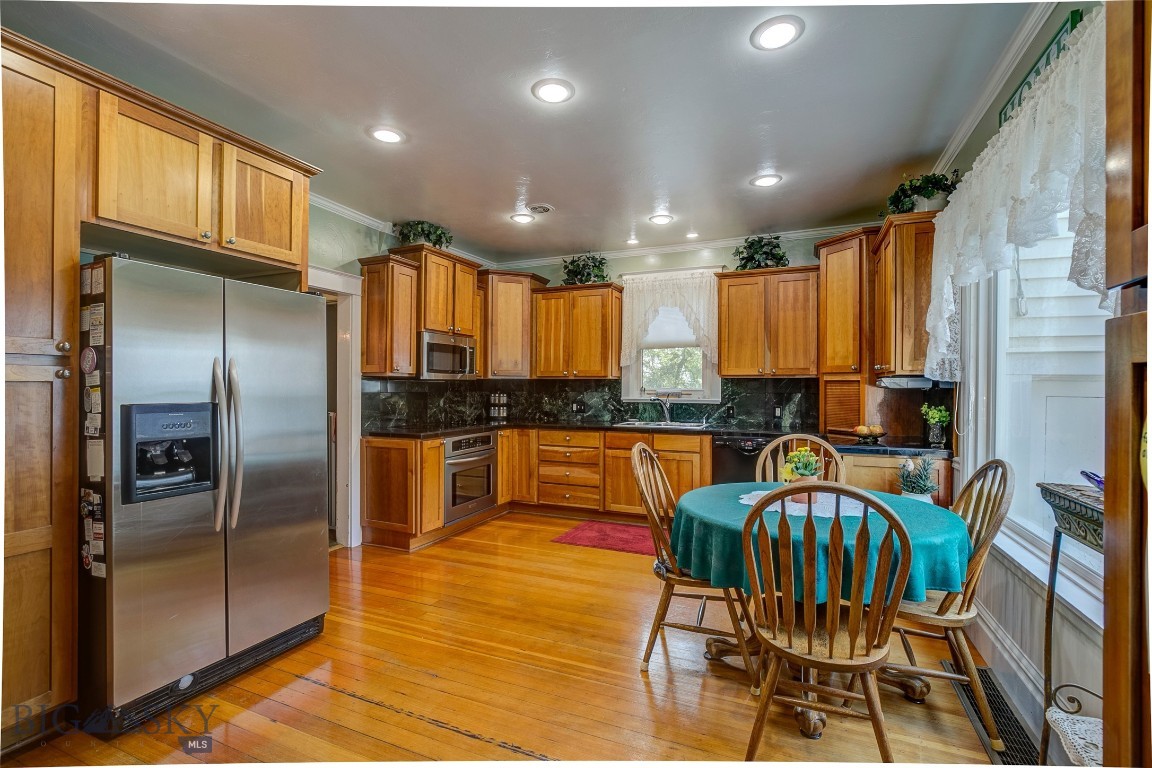 600 Parker Drive Property Photo 15