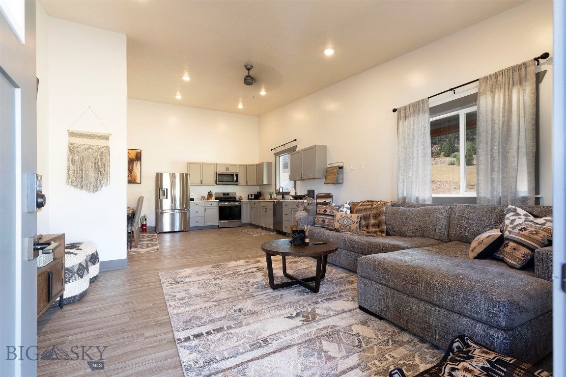 Nhn Bearmouth Ranch Property Photo 37