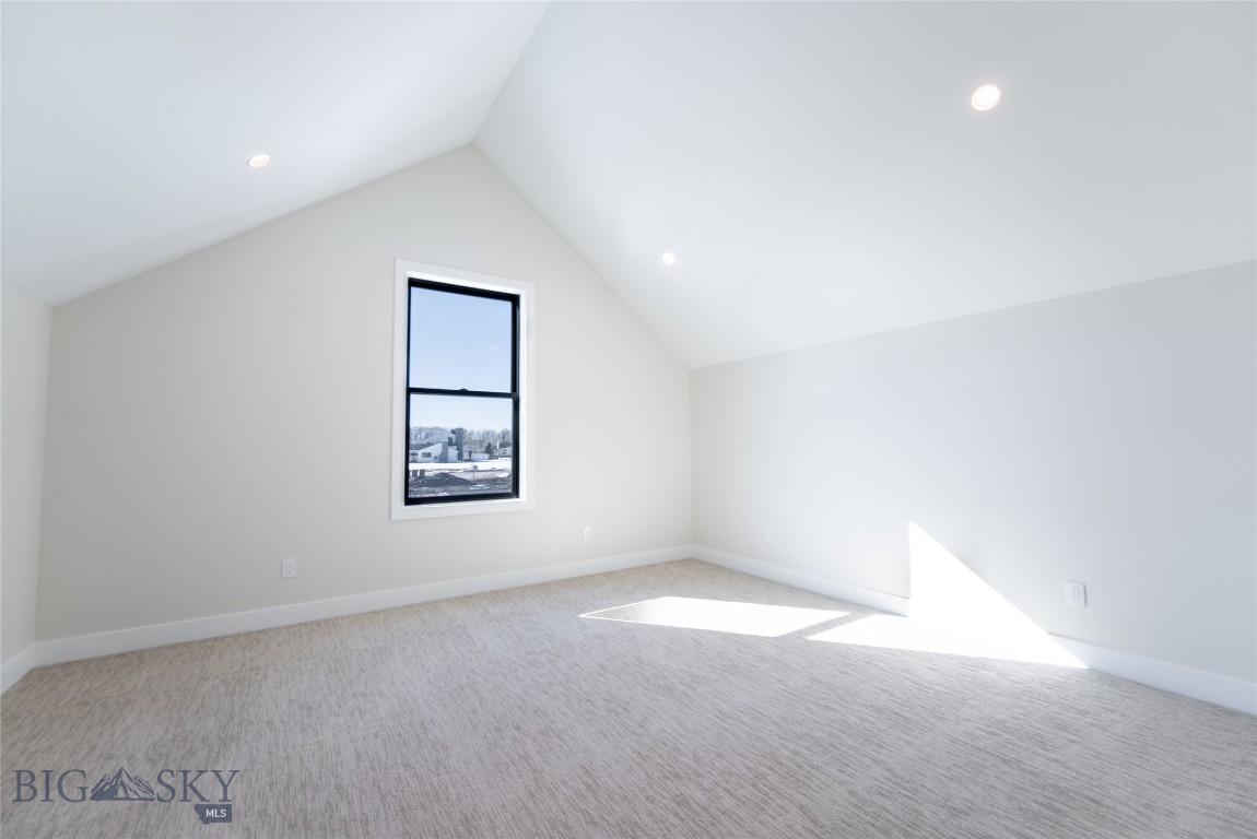 138 Creekbank Loop Property Photo 22