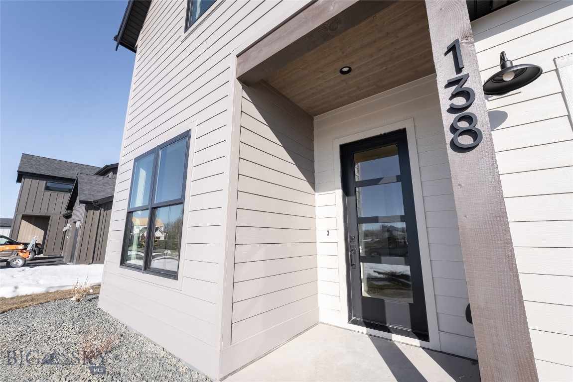 138 Creekbank Loop Property Photo 44