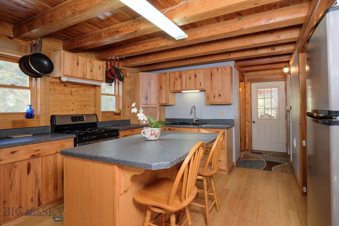 1155 &1269 Dudley Creek Road Property Photo 7