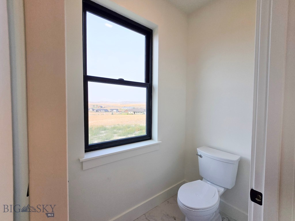 98 Rolling Prairie Way Property Photo 39