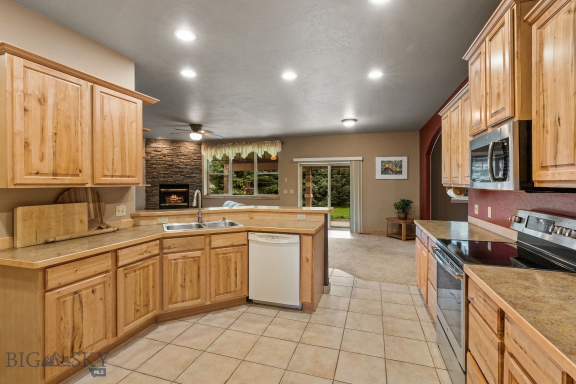 45 Painted Pony Drive Property Photo 6