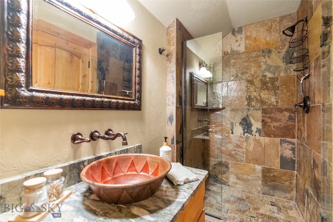 341 Laurel Ranch Road Property Photo 14