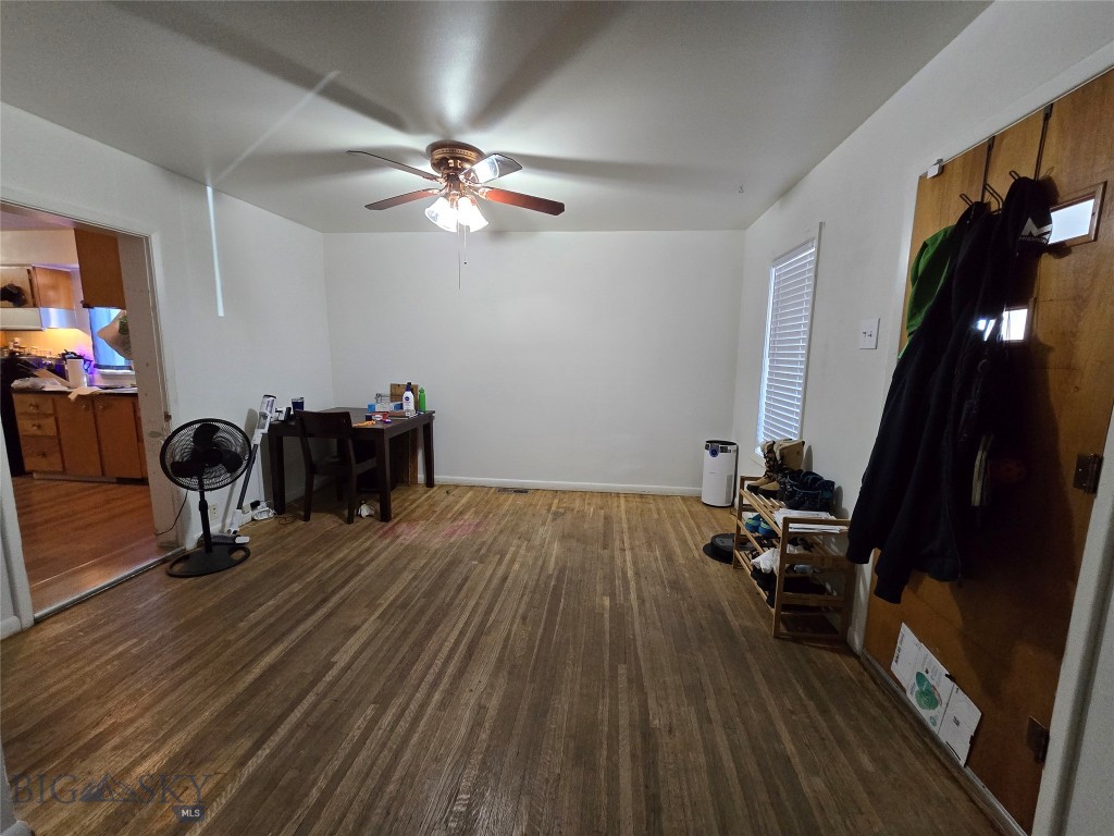 504 Locust Property Photo 5