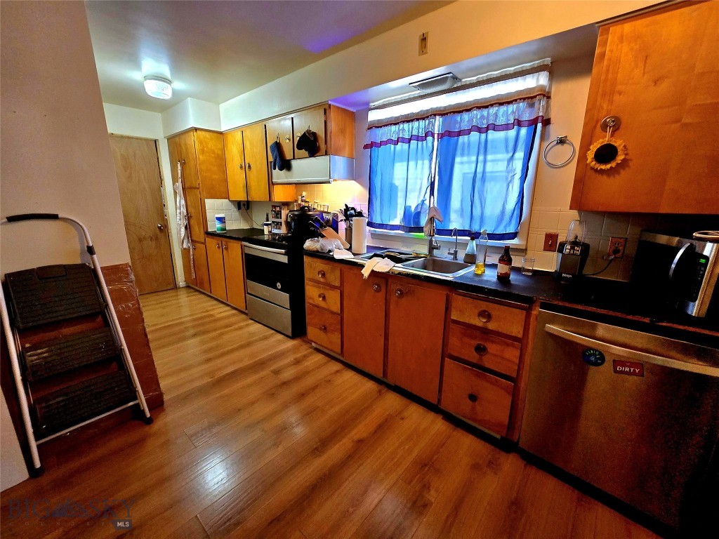 504 Locust Property Photo 10
