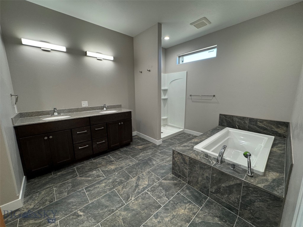 1002 Sagebrush Lane Property Photo 31