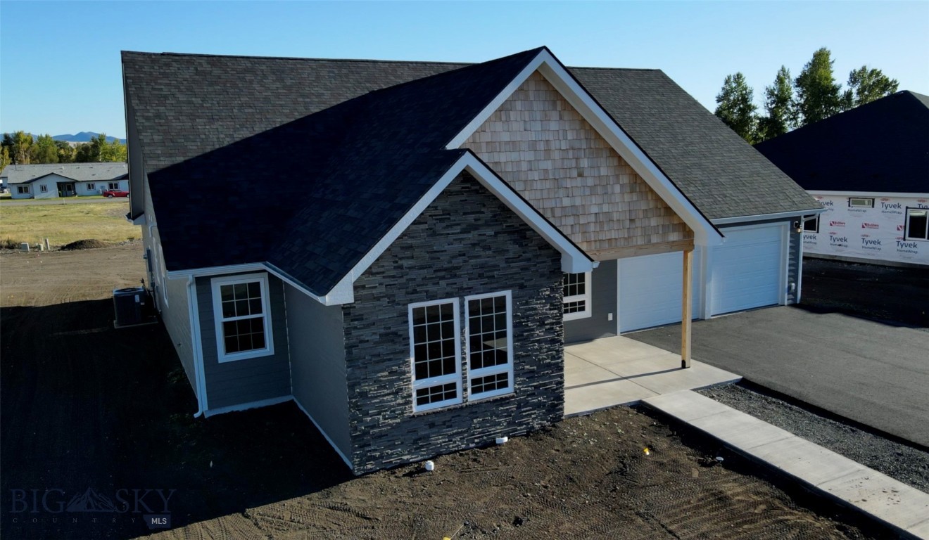 920 Sagebrush Lane Property Photo 3