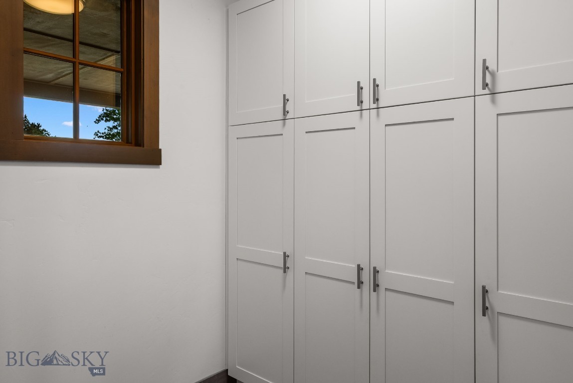 333 Churn Creek Drive Property Photo 44