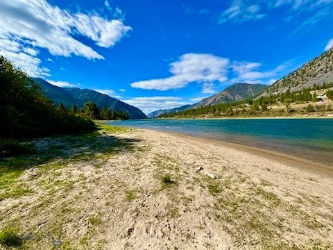 Nhn River Road W Property Photo 8
