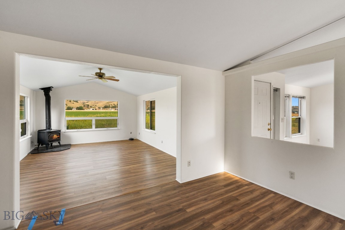 2221 Gateway South Road Property Photo 40
