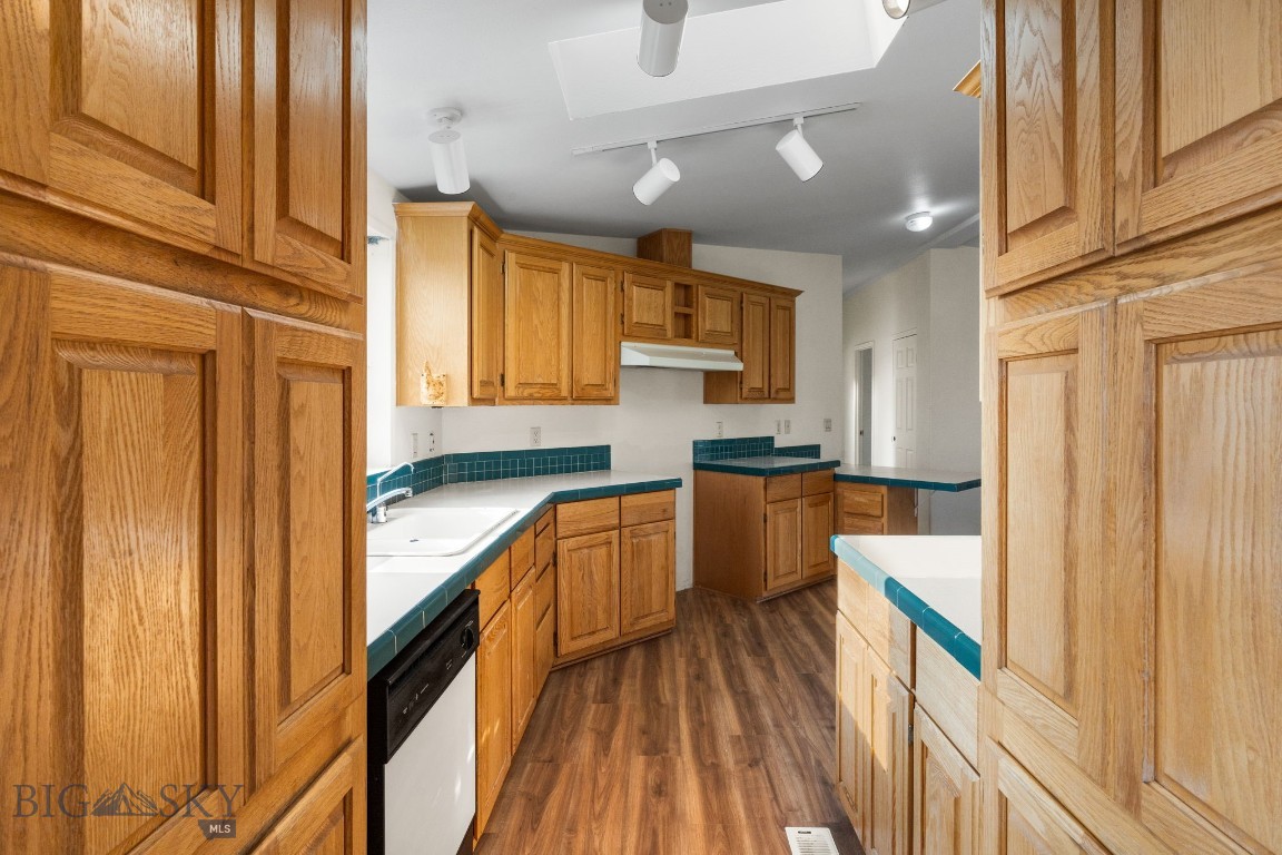 2221 Gateway South Road Property Photo 46