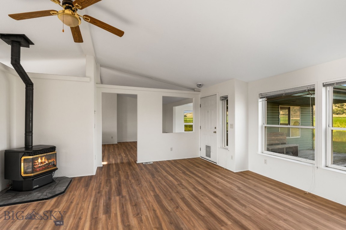 2221 Gateway South Road Property Photo 56