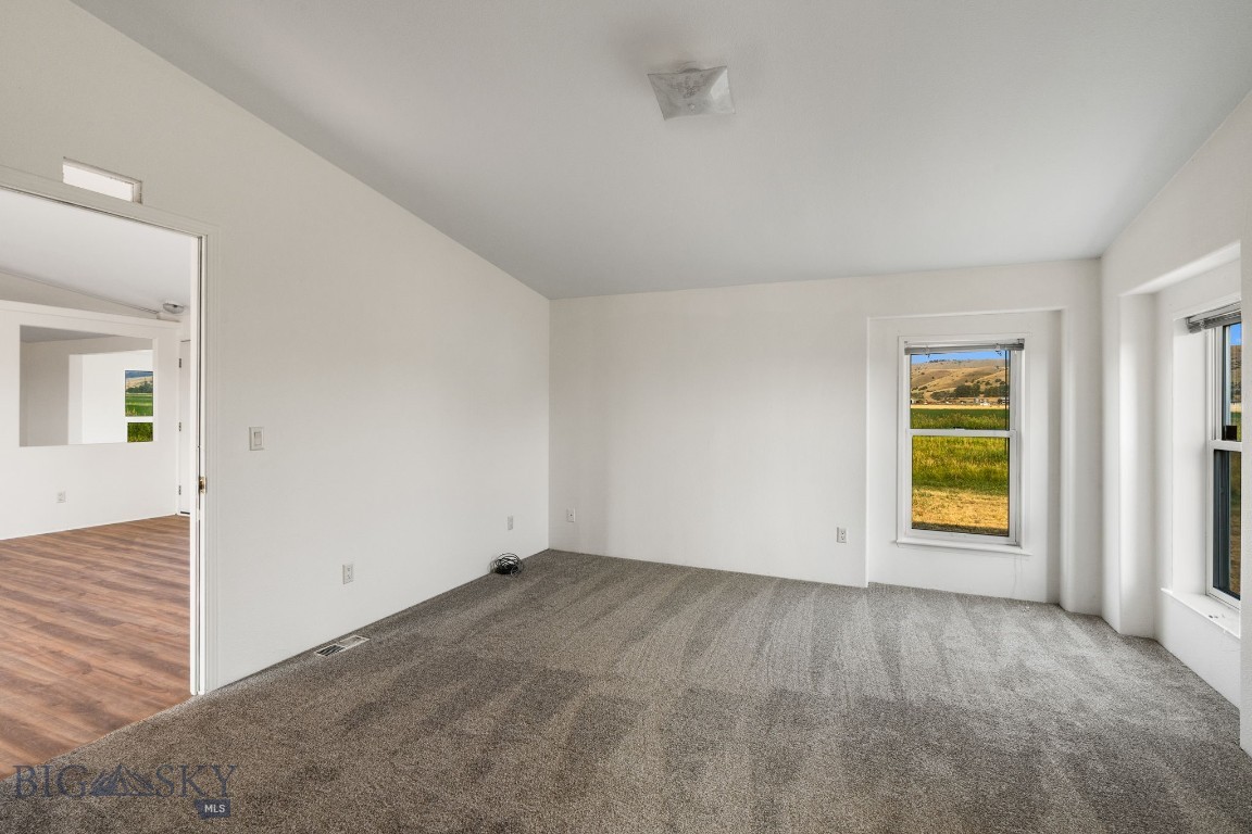 2221 Gateway South Road Property Photo 63