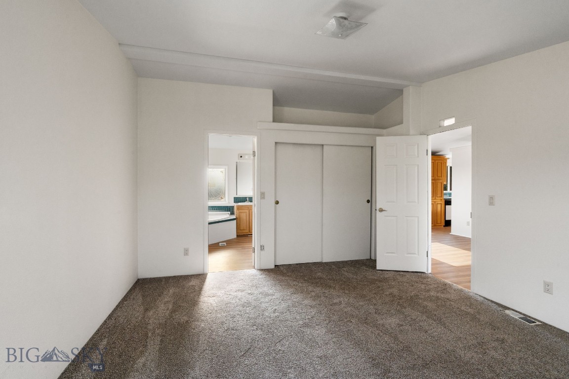 2221 Gateway South Road Property Photo 64