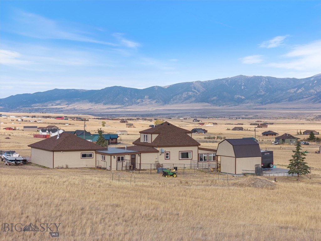 193 Tobe Road Property Photo 3