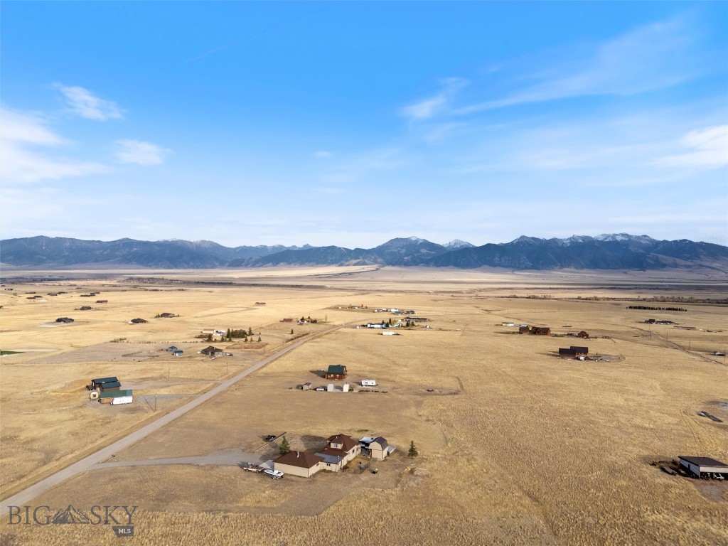 193 Tobe Road Property Photo 8