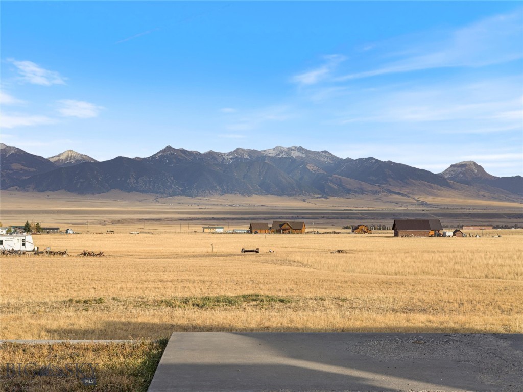 193 Tobe Road Property Photo 11