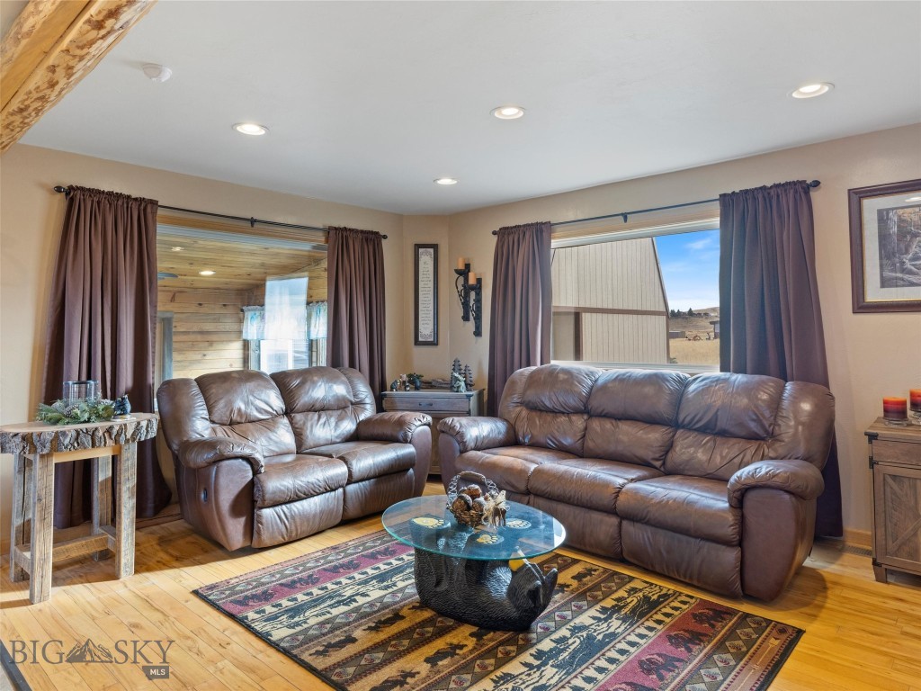 193 Tobe Road Property Photo 34