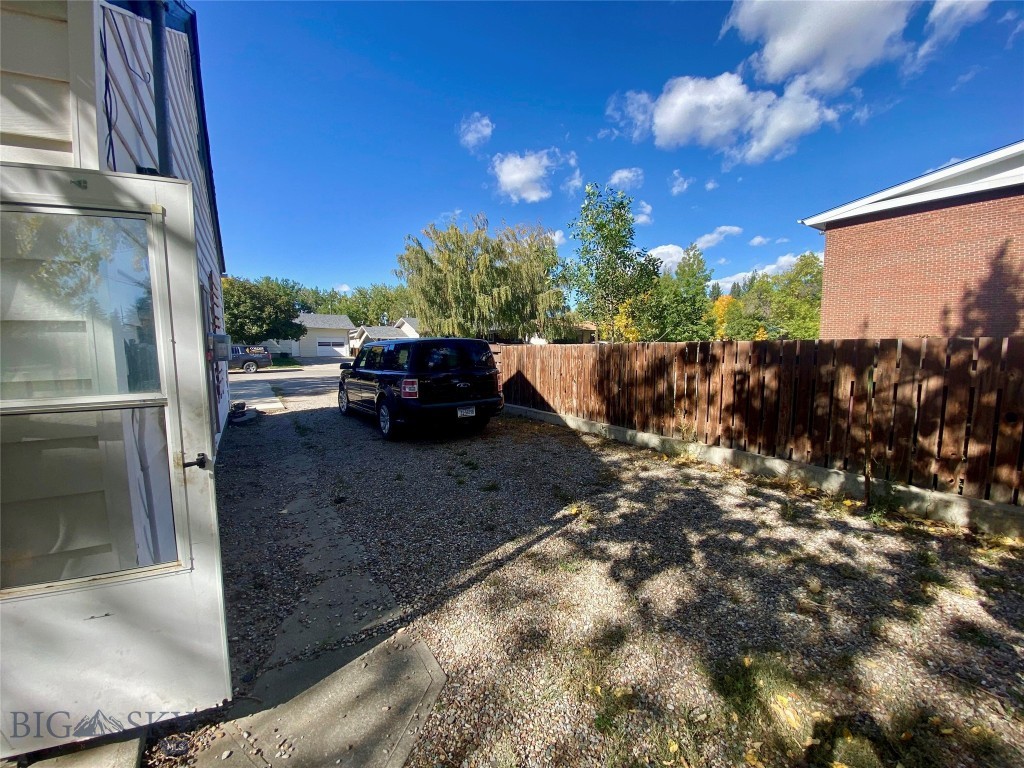 730 Granite Avenue Property Photo 4