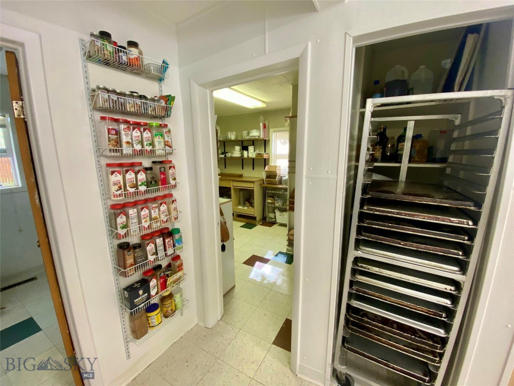 730 Granite Avenue Property Photo 14