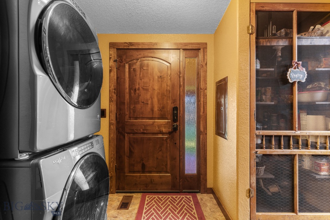 2621 Jackrabbit Lane Property Photo 32