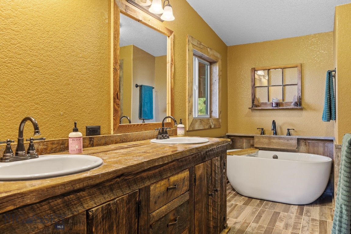 2621 Jackrabbit Lane Property Photo 48