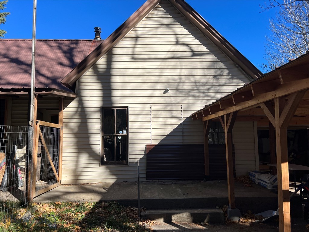 99 Madison Street Property Photo 6