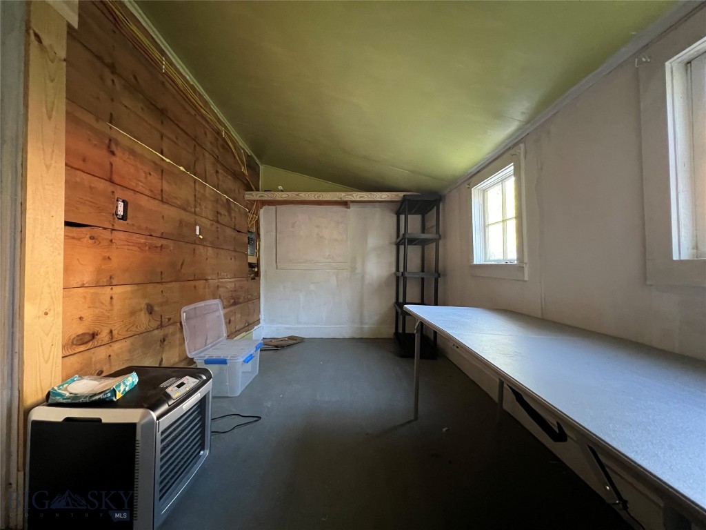 99 Madison Street Property Photo 8